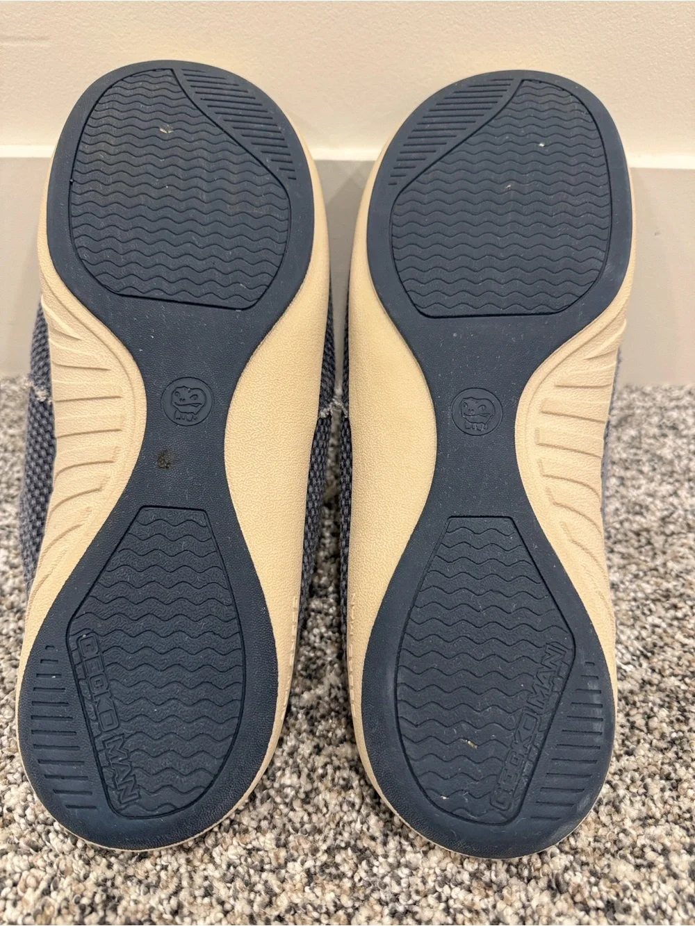 Gecko Man Men’s Size 10.5 Navy Canvas Slip-On Loafers Slippers House Shoes